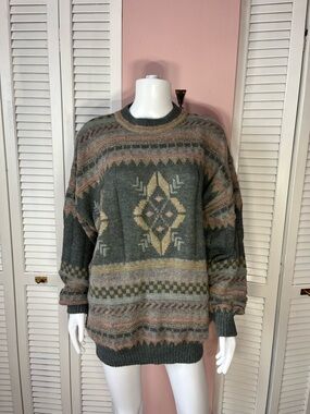 100% Alpaca Oversized Crewneck Sweater in Olive Green and Taupe
